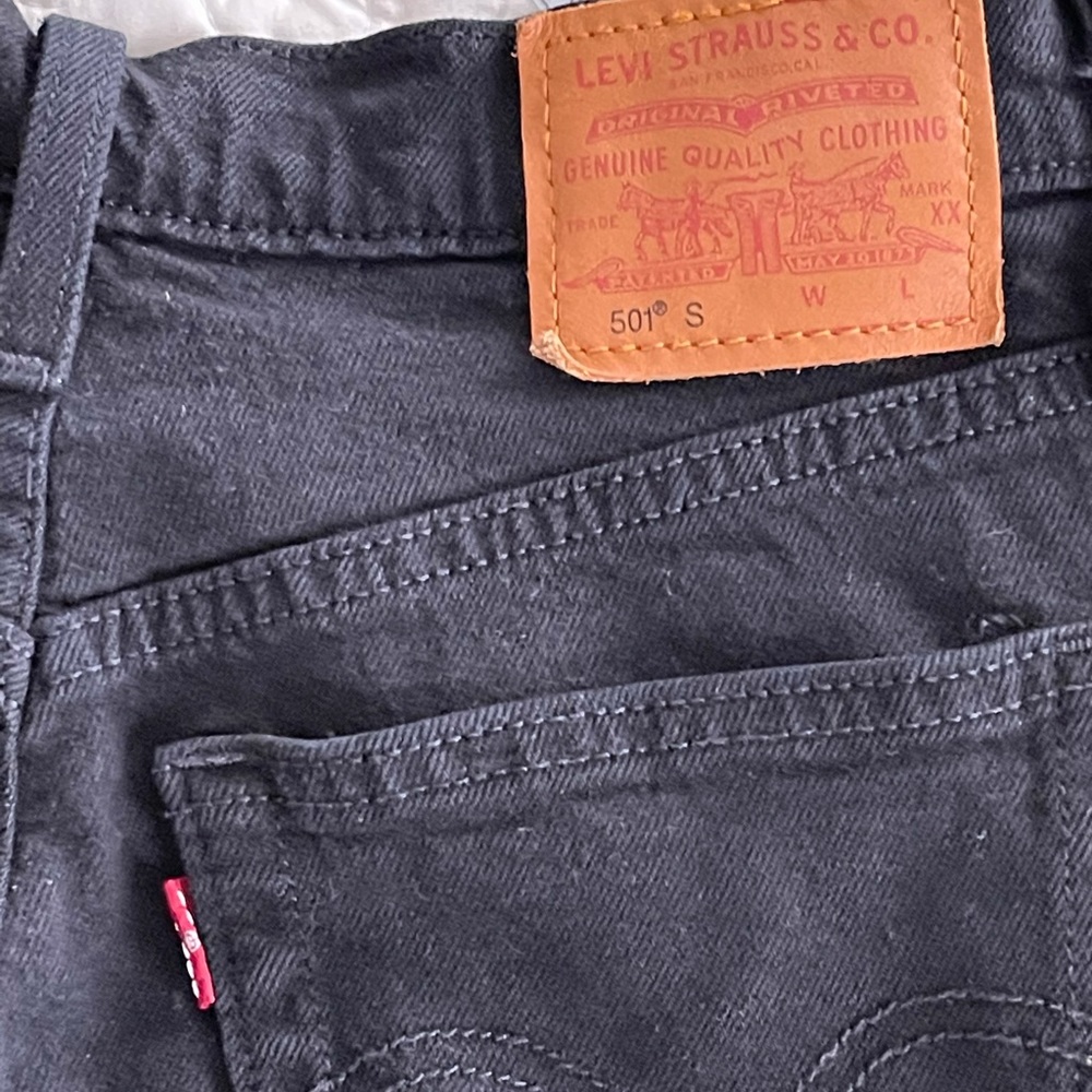 Black Levi 501 jeans - Picture 4 of 6